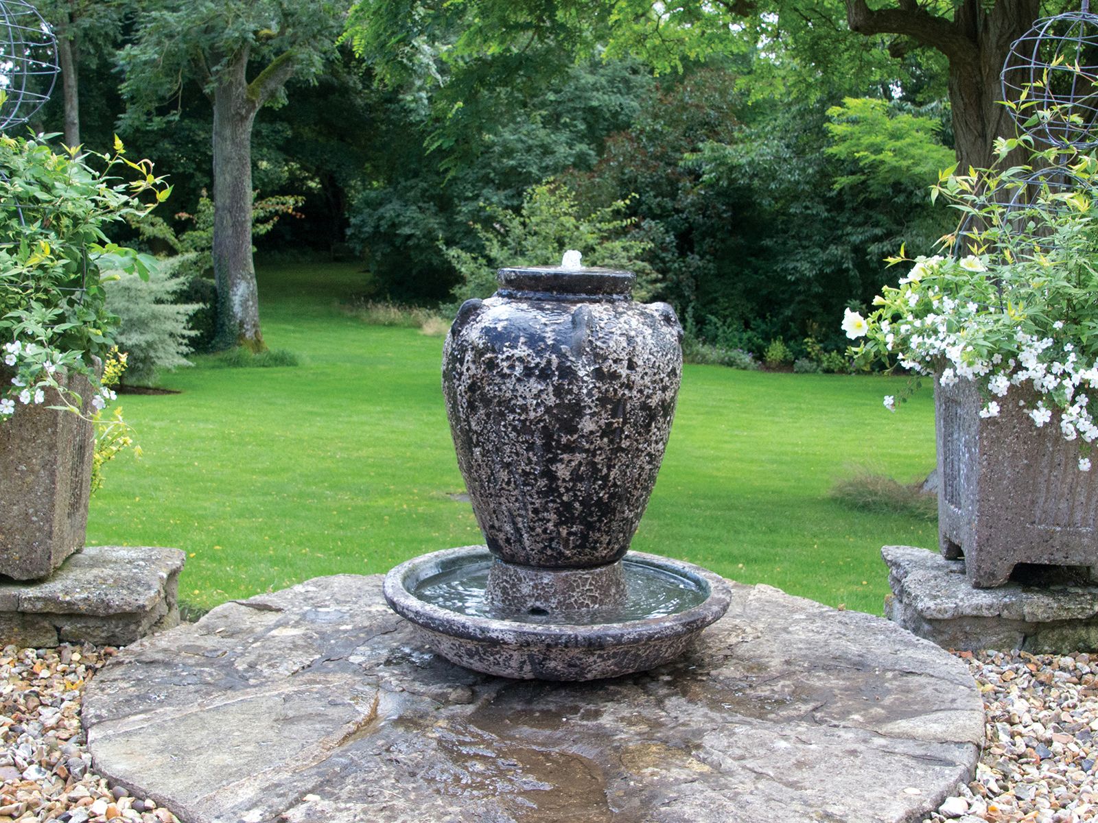 DO NOT USE Ancient Urn Water Feature - Image 2
