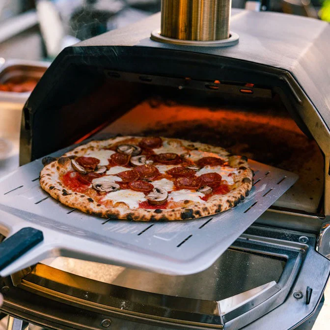 Ooni Karu 16 Multi-Fuel Pizza Oven - Image 6