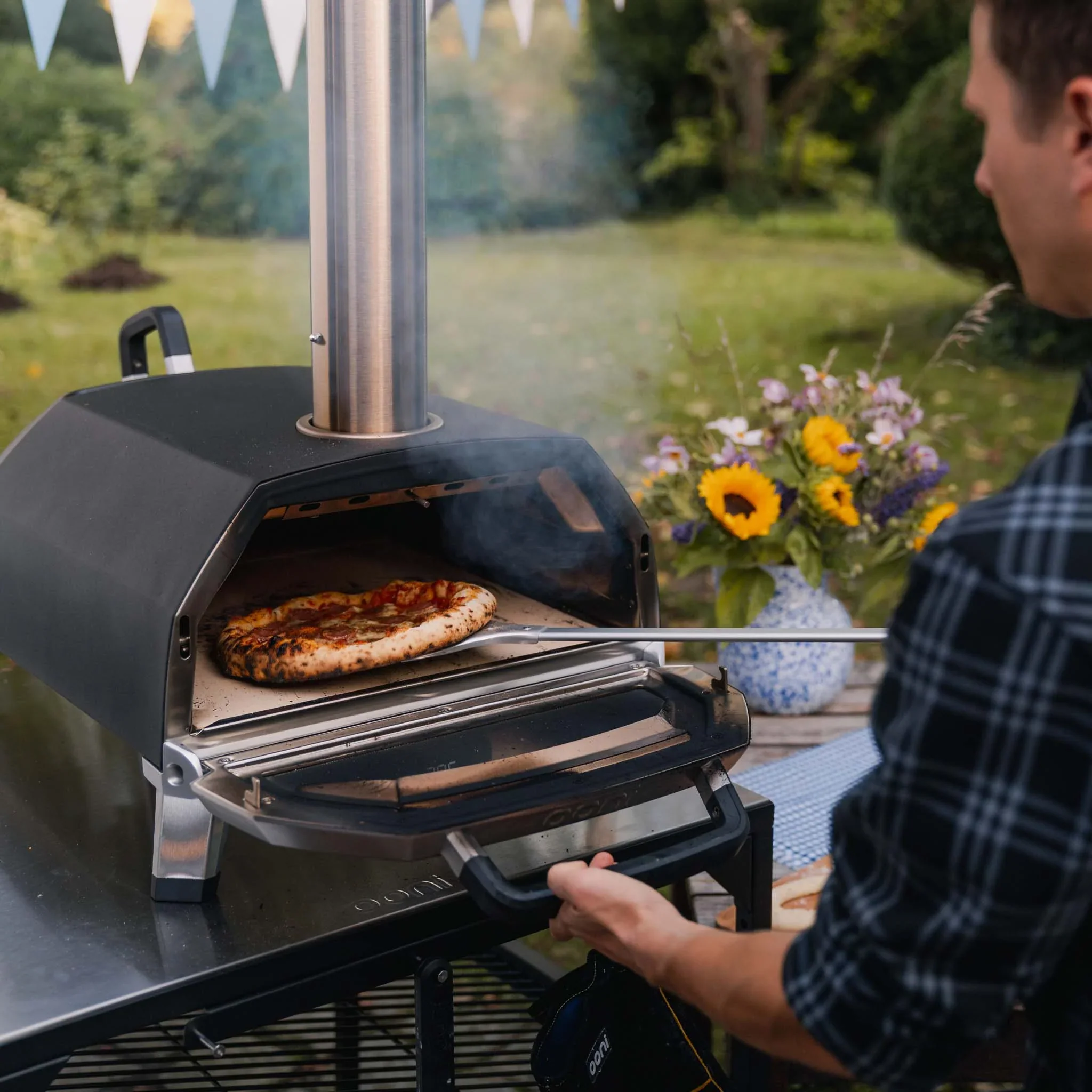 Ooni Karu 16 Multi-Fuel Pizza Oven - Image 7