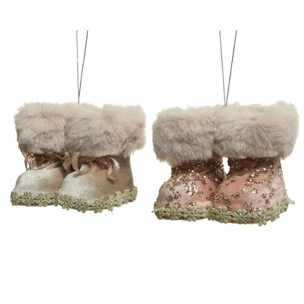 pes pair of boots w hanger 2cl assorted