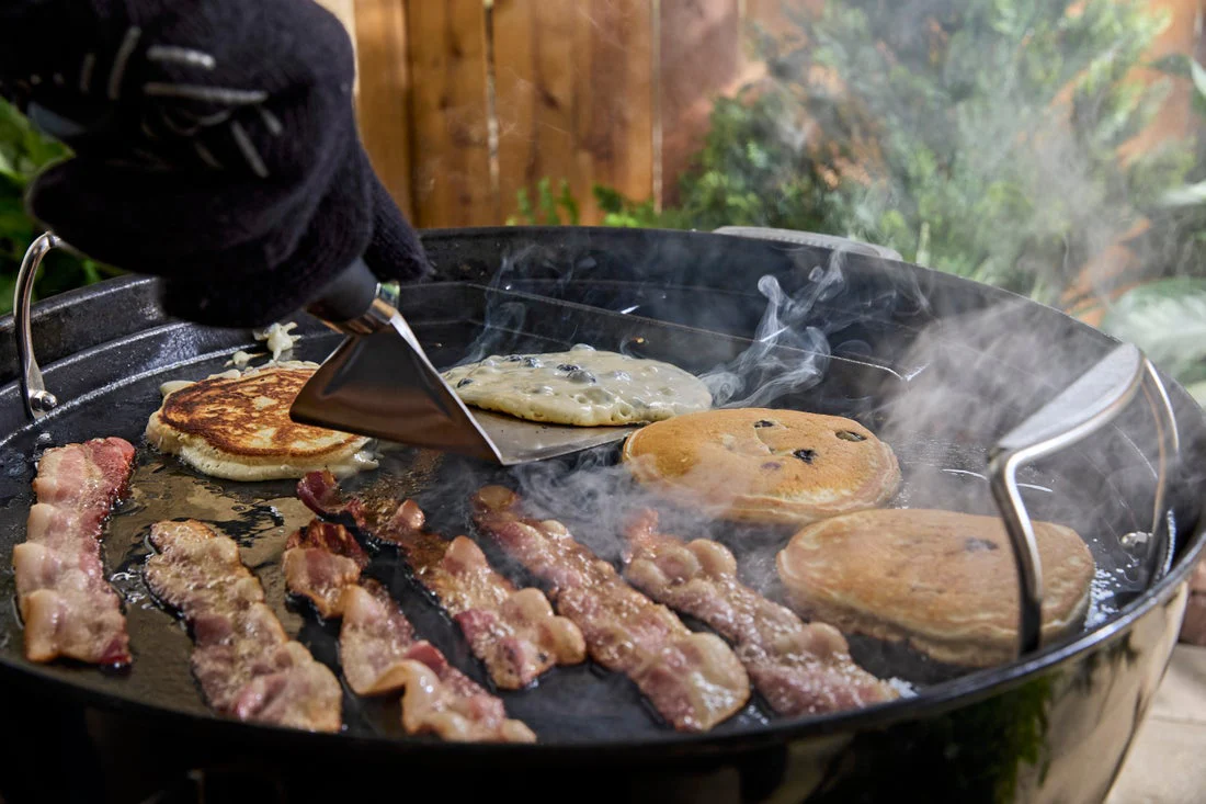 Weber FullSize Griddle (Charcoal 57cm Barbecues) - Image 7