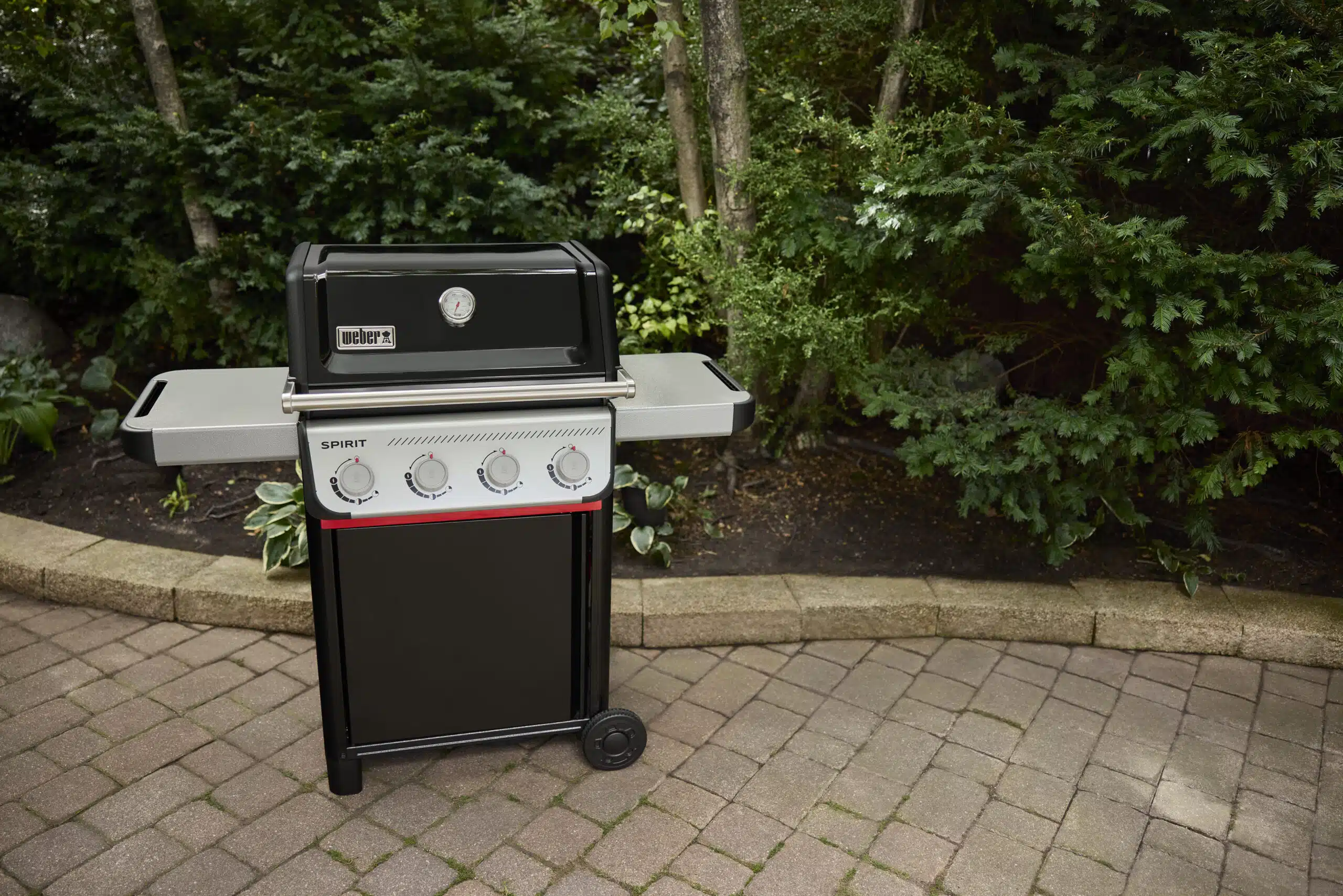 Weber Spirit E-410 Gas Barbecue - Image 5