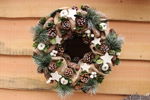 Wreath Hessian Cloth Large