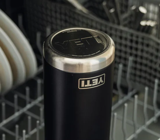 Yeti Rambler 26 Oz Straw Bottle Navy - Image 9